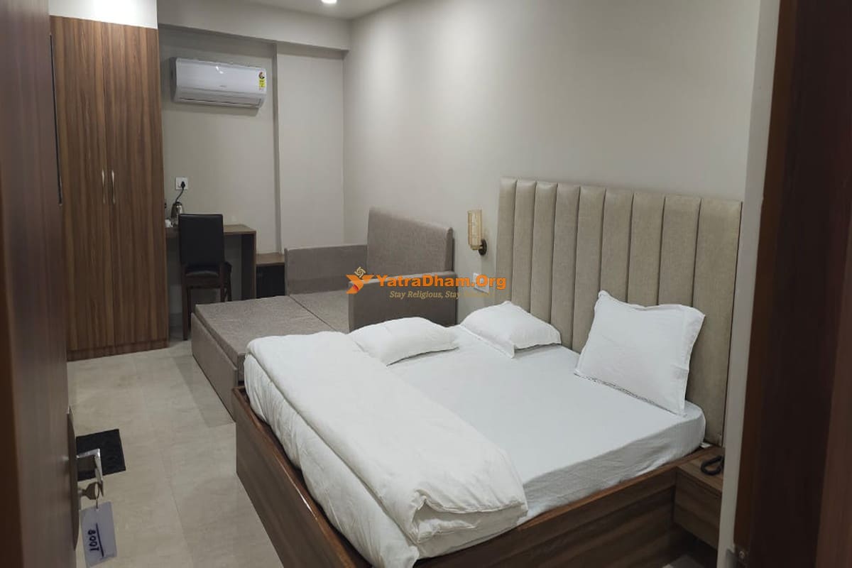 Deluxe AC Room with Temple View